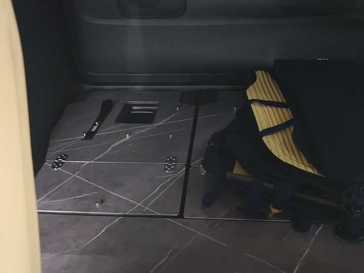 Photo 9 - Toyota Sienna