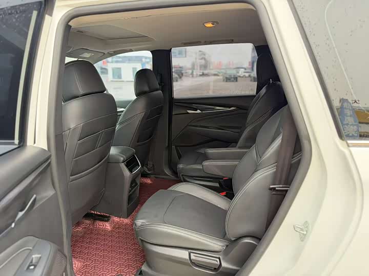 Фото 5 - Maxus G50