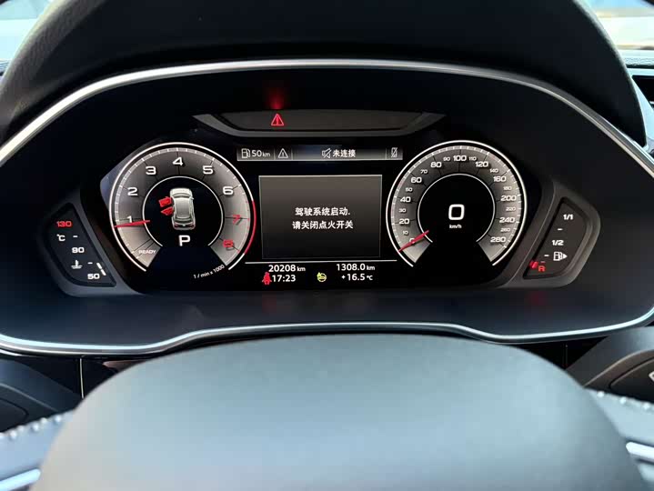 Фото 5 - Audi Q3