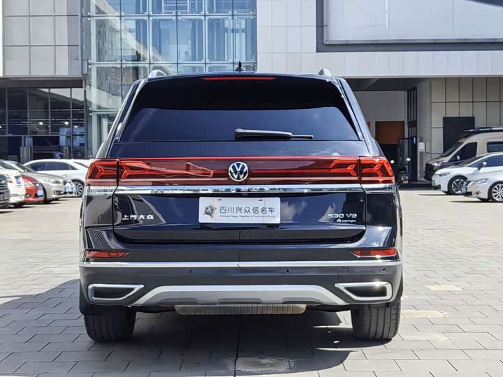 Photo 6 - Volkswagen Teramont Pro