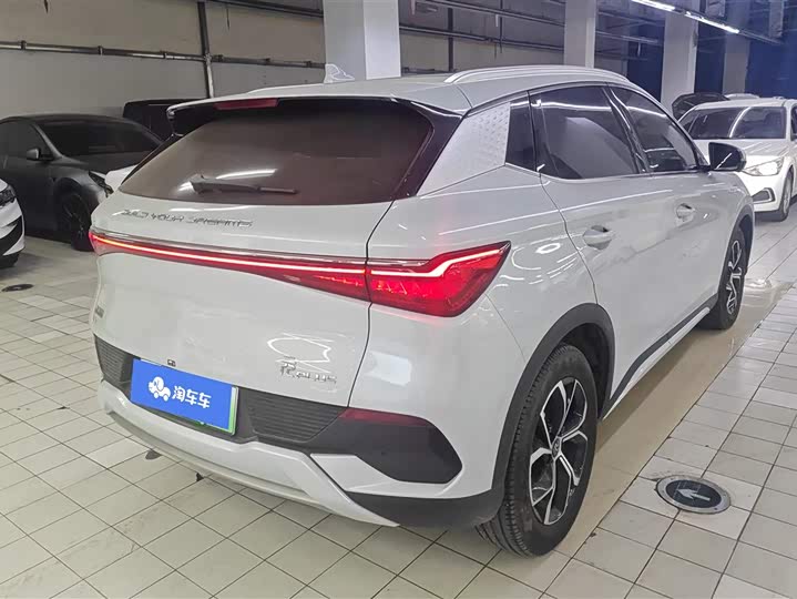 Фото 3 - BYD Yuan Plus