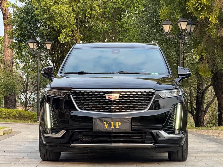 Фото 3 - Cadillac XT6