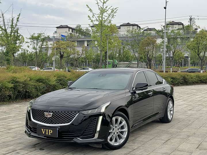 Фото 1 - Cadillac CT5