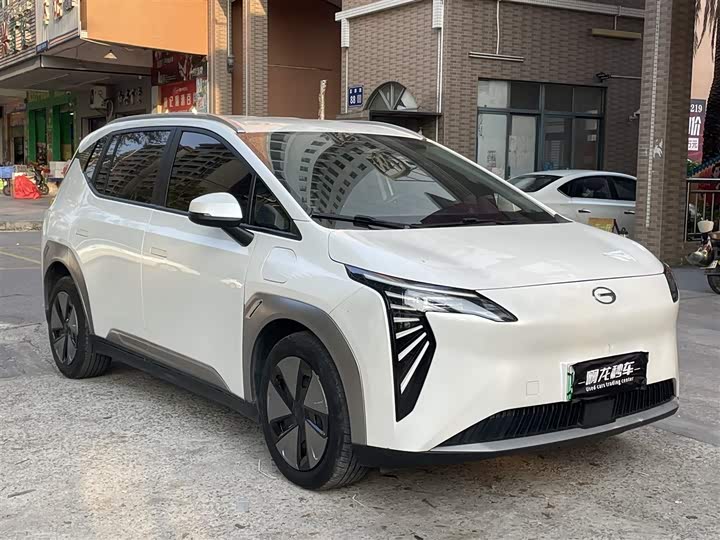 Фото 2 - GAC Aion Y