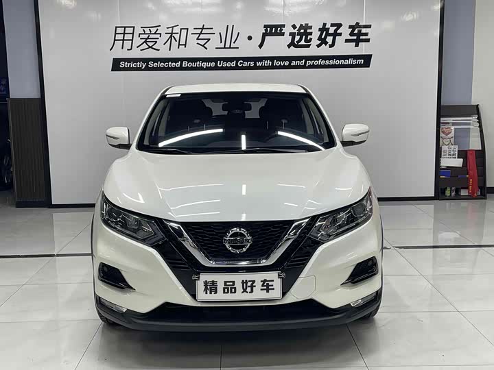 Photo 2 - Nissan Qashqai