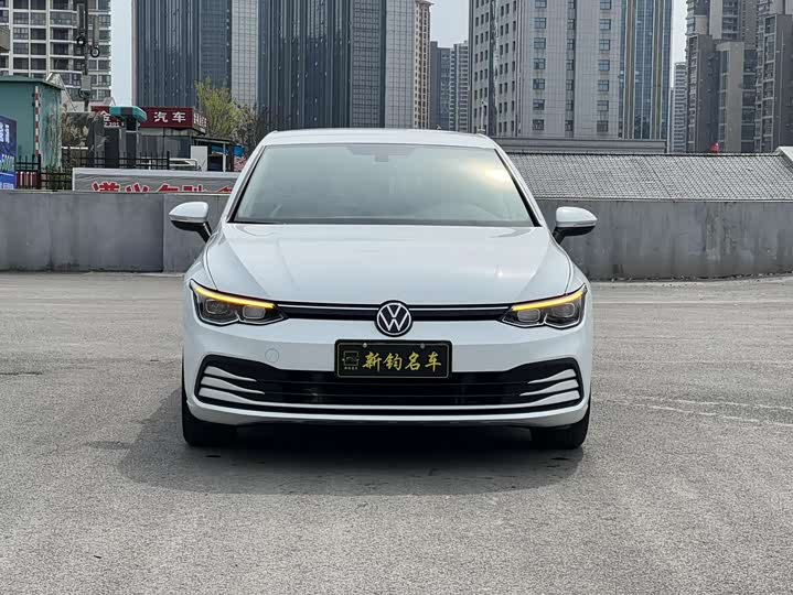 Фото 2 - Volkswagen Golf