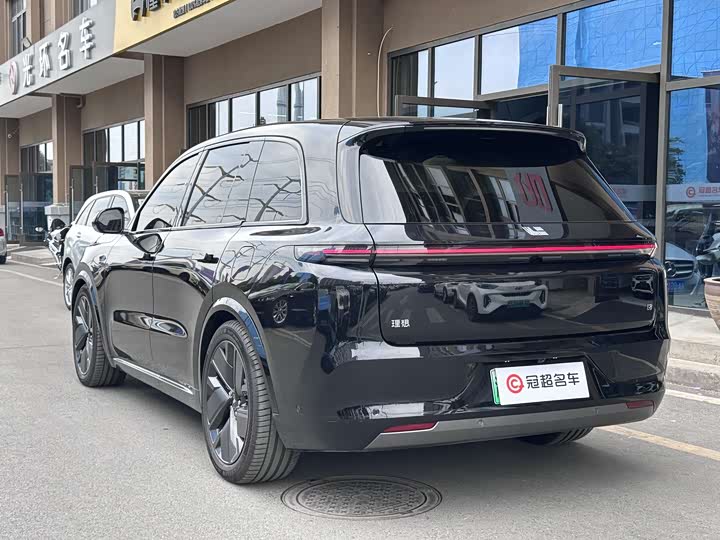 Фото 8 - LiXiang L8