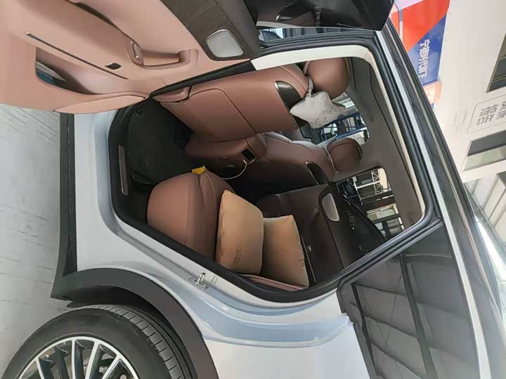 Фото 5 - Leapmotor C11