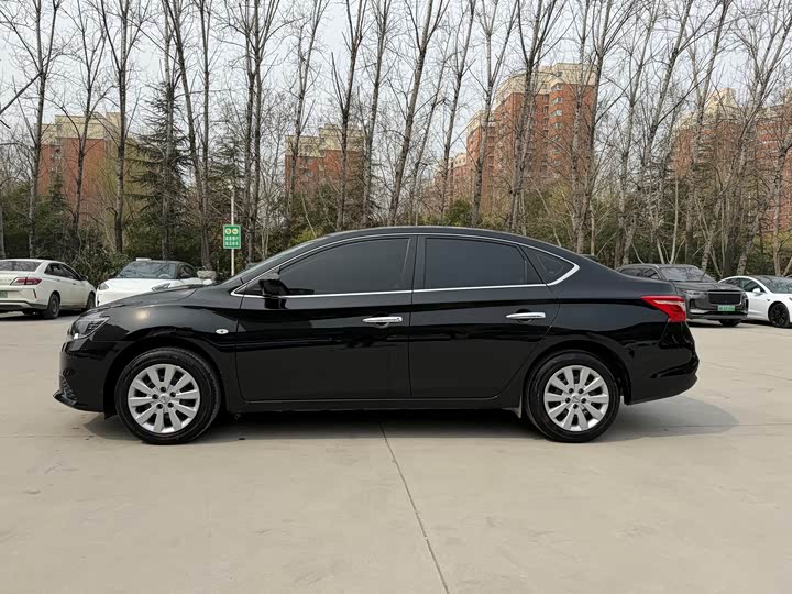 Фото 3 - Nissan Sylphy