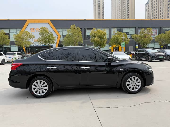 Фото 5 - Nissan Sylphy