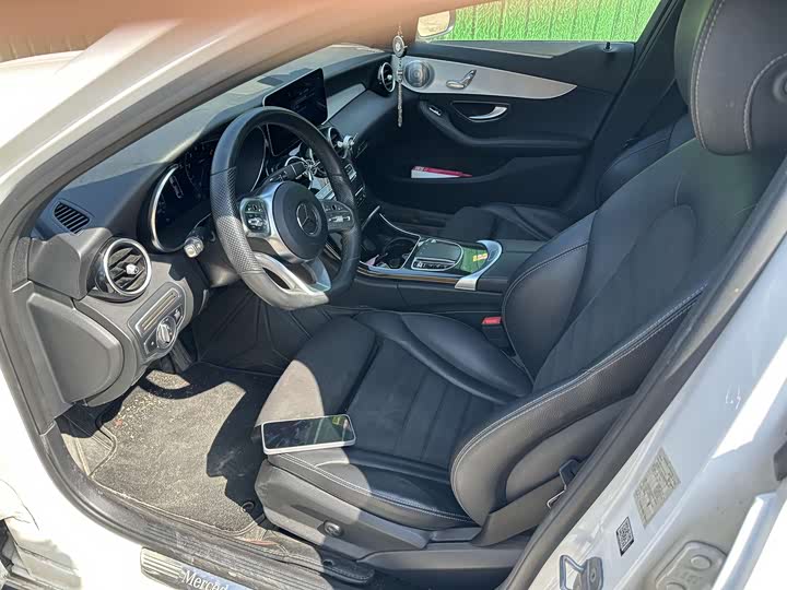 Фото 4 - Mercedes-Benz C-Class