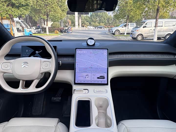 Фото 9 - Nio ES6