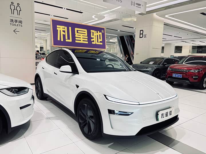 Фото 2 - Tesla Model Y