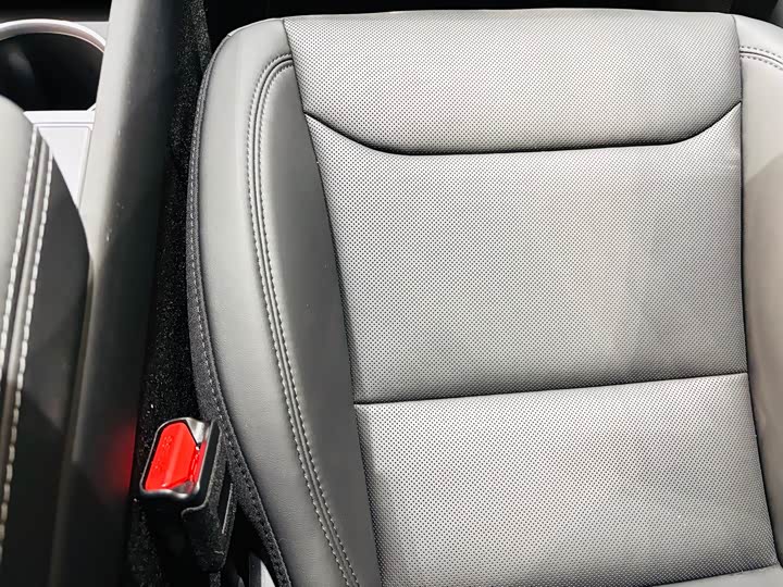 Фото 8 - Tesla Model Y