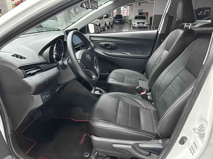 Photo 4 - Toyota Vios