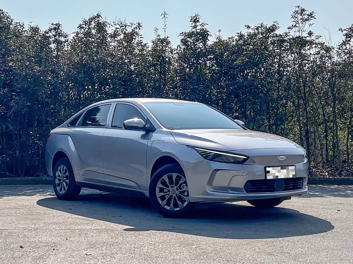 Фото 3 - Geely Geometry A