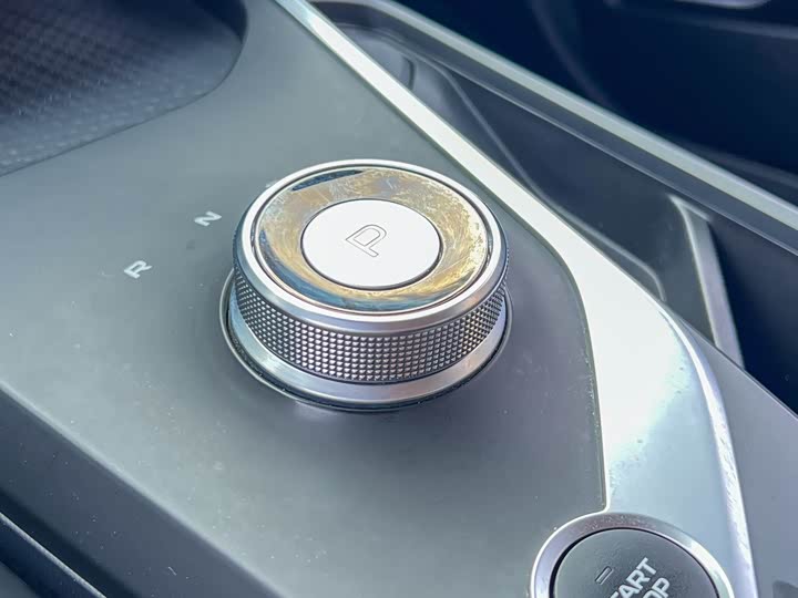 Фото 8 - Geely Geometry A