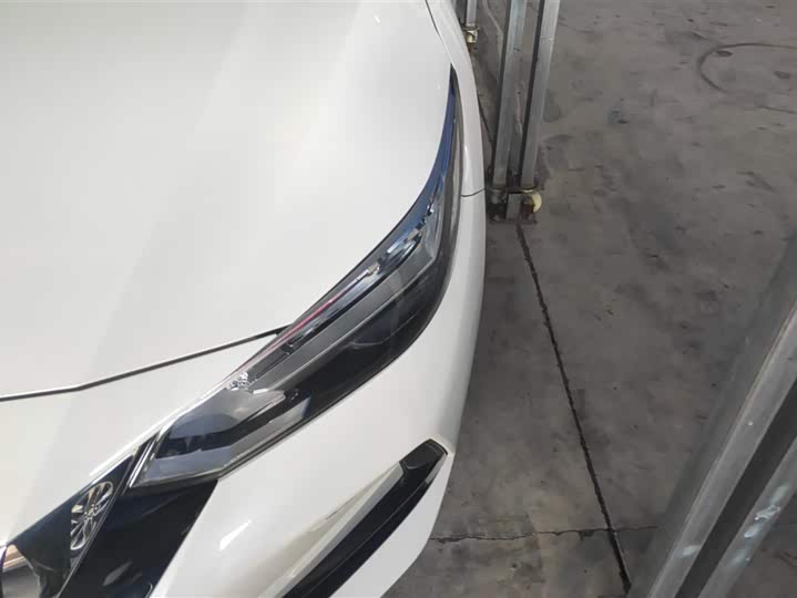 Фото 5 - Nissan Sylphy