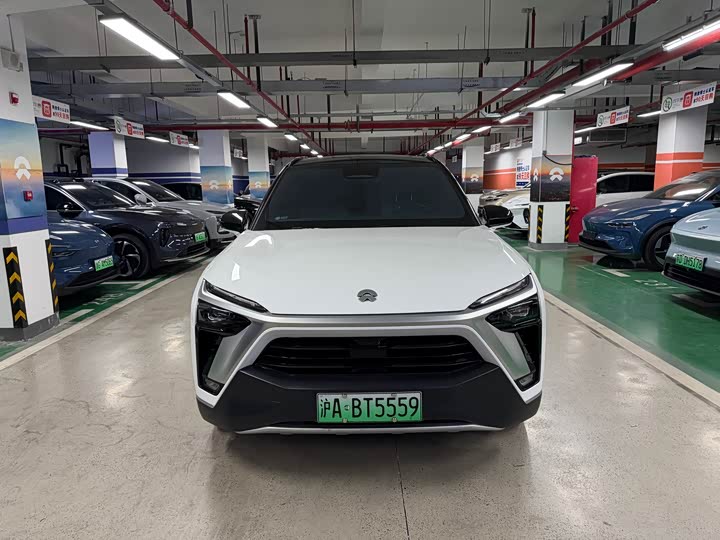 Фото 2 - Nio ES8