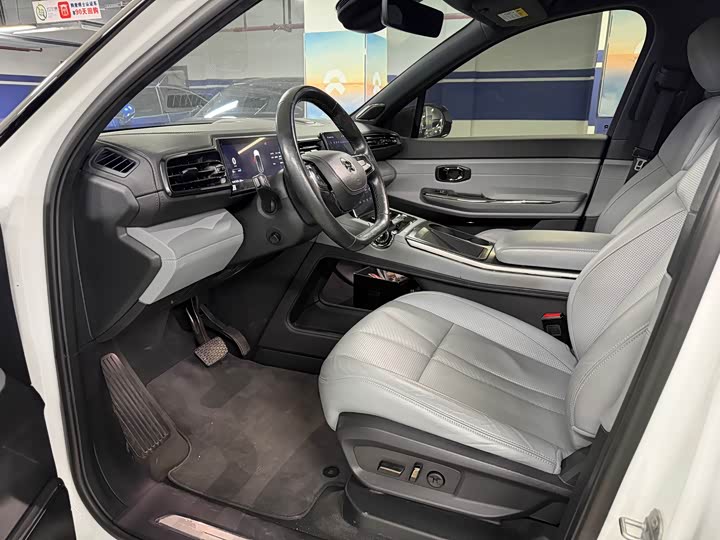 Фото 4 - Nio ES8