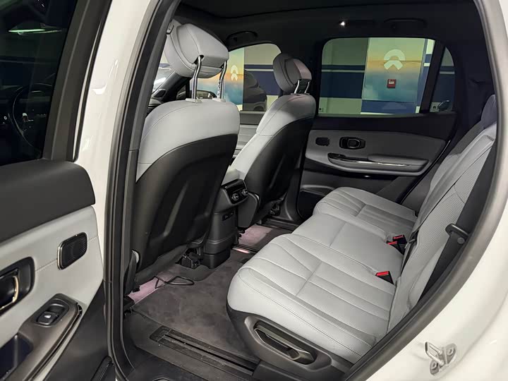 Фото 5 - Nio ES8