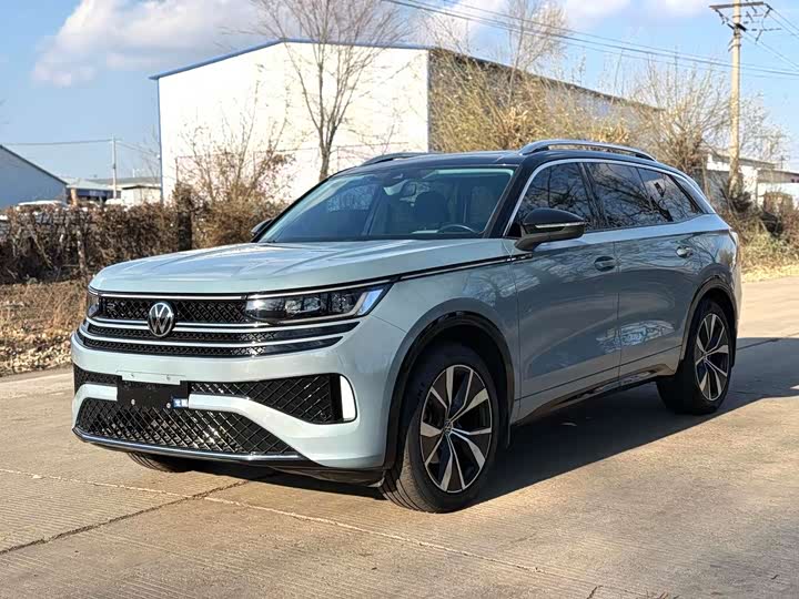 Фото 1 - Volkswagen Tavendor