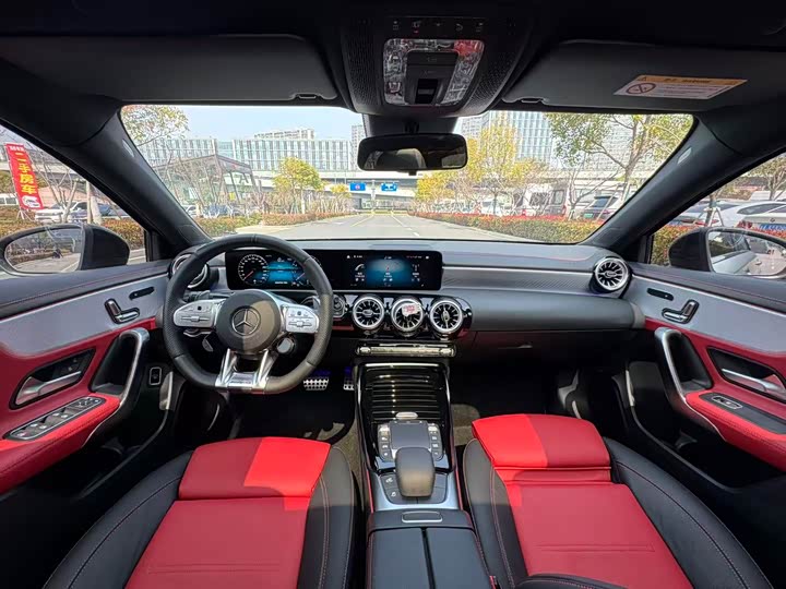 Фото 7 - Mercedes-Benz A-Class AMG