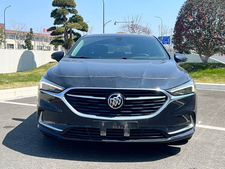 Фото 2 - Buick LaCrosse