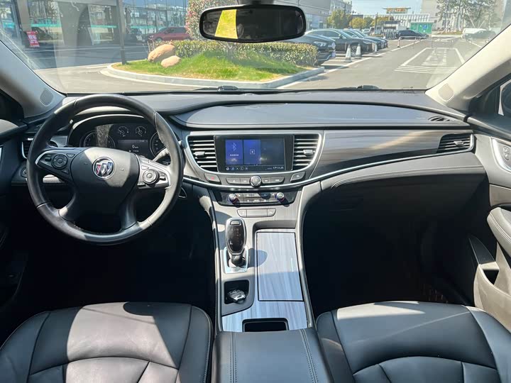 Фото 4 - Buick LaCrosse