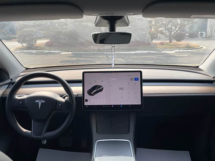 Фото 5 - Tesla Model Y