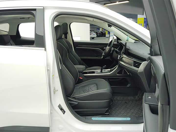 Фото 8 - Haval H6