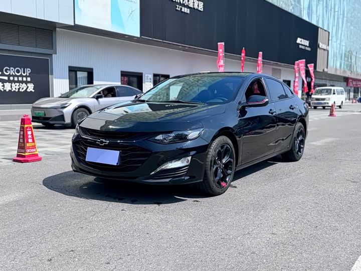 Фото 1 - Chevrolet Malibu XL