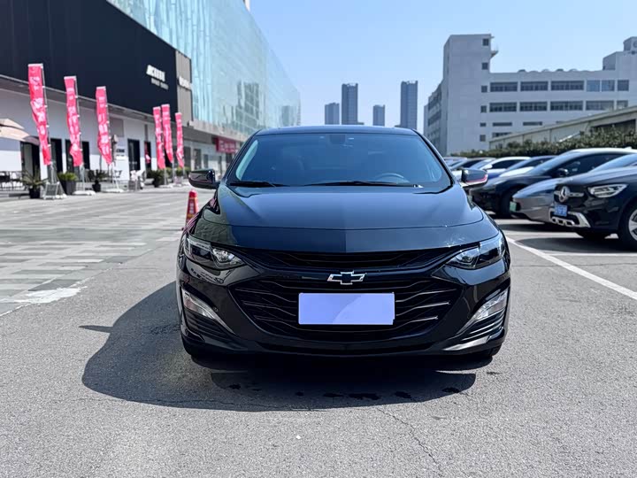 Фото 2 - Chevrolet Malibu XL