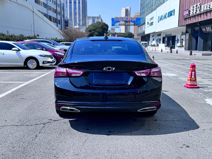 Фото 8 - Chevrolet Malibu XL