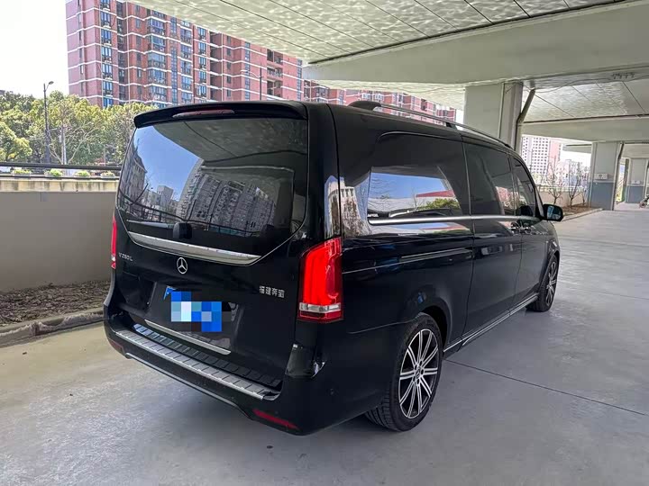 Фото 4 - Mercedes-Benz V-Class