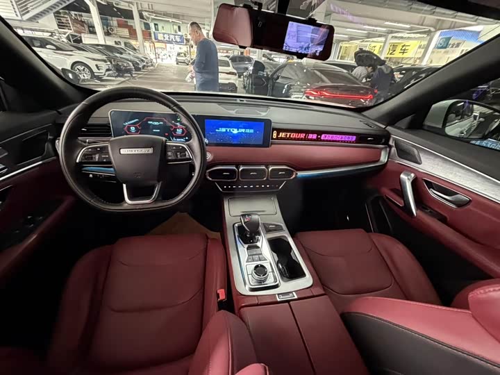 Photo 4 - Jetour X70 Plus