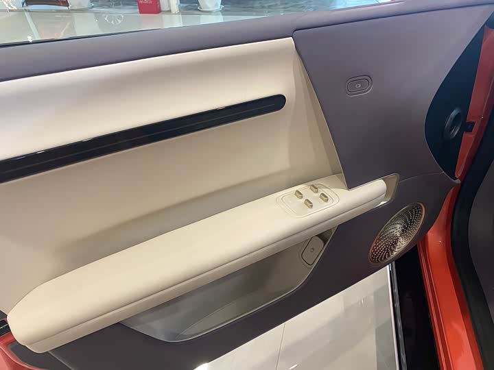 Фото 4 - Avatr 06