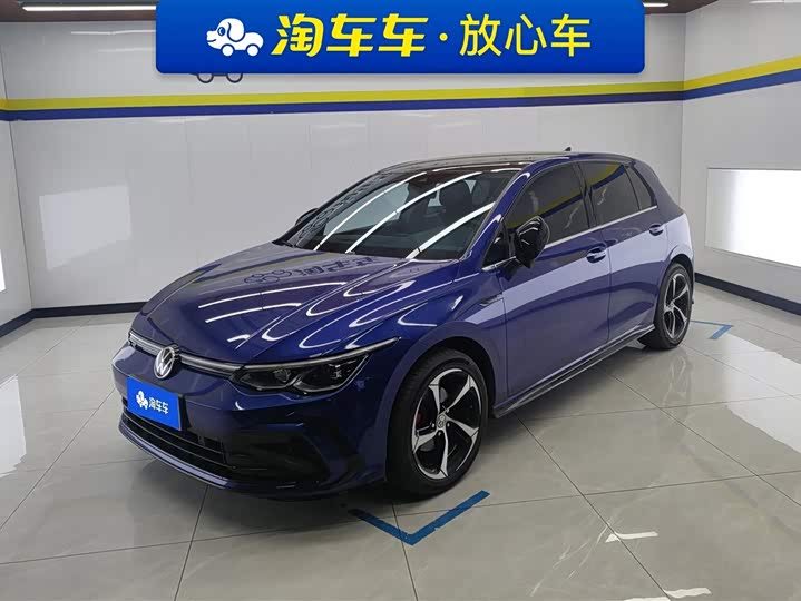 Фото 1 - Volkswagen Golf