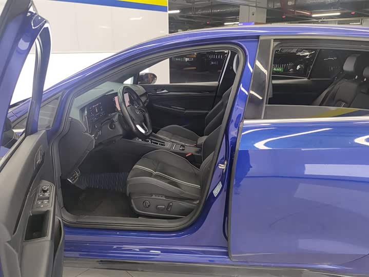 Фото 9 - Volkswagen Golf