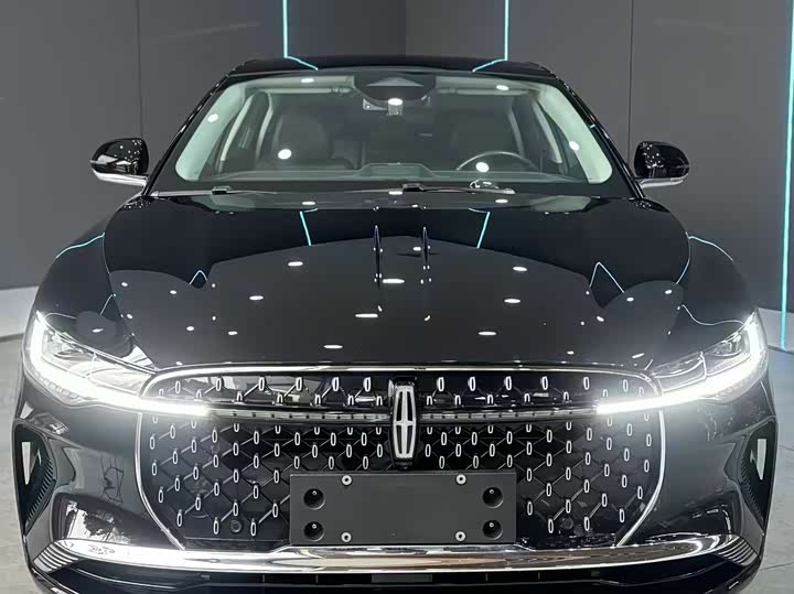 Фото 2 - Lincoln Z (Zephyr)