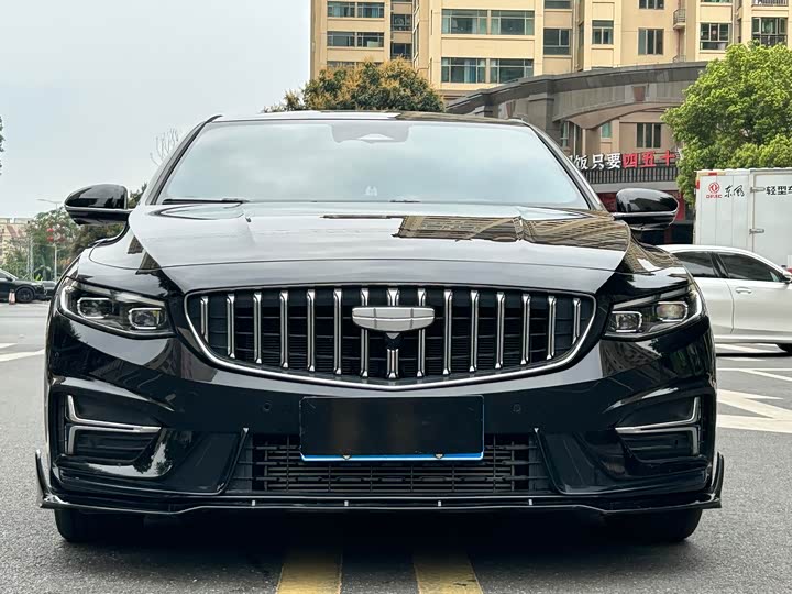 Фото 2 - Geely Preface