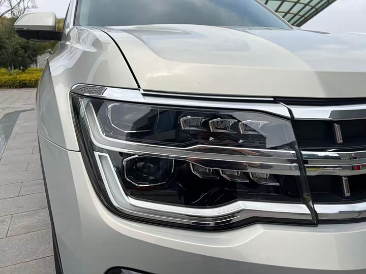 Photo 7 - Volkswagen Teramont Pro