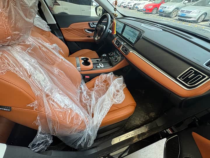 Фото 9 - Jetour X70 Plus