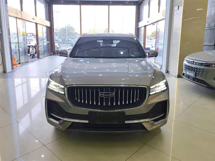 Фото 2 - Geely Monjaro