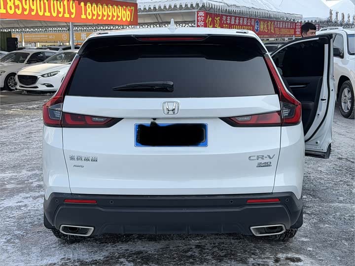 Фото 8 - Honda CR-V