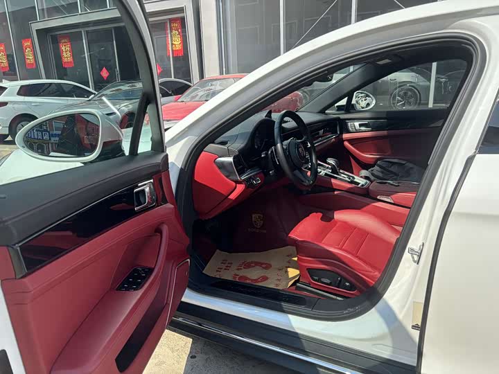 Photo 7 - Porsche Panamera