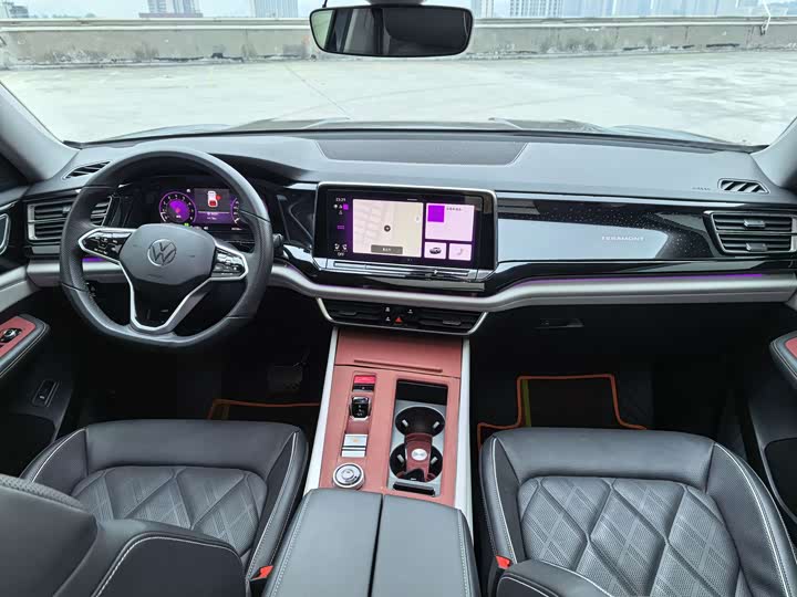 Photo 7 - Volkswagen Teramont Pro