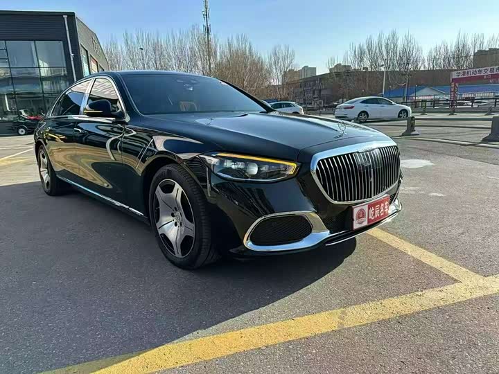 Zdjęcie 1 - Mercedes-Benz Maybach S-Class