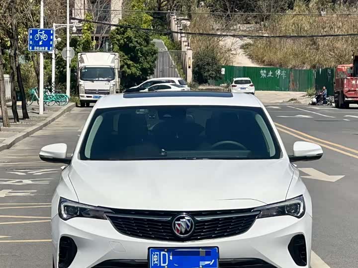 Фото 2 - Buick Verano