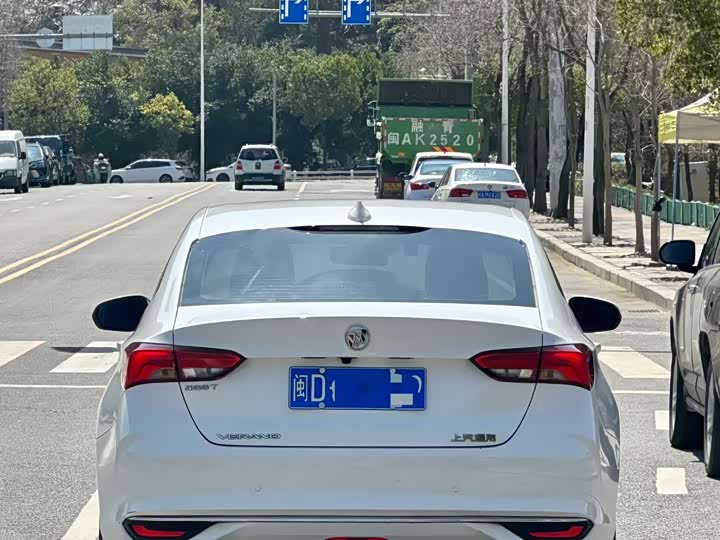 Фото 5 - Buick Verano